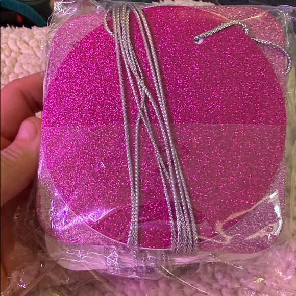Pink Glitter Tags with silver strings - Picture 3 of 4